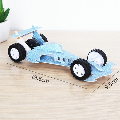 Science And Invention - Student wetenschappelijk experiment pull-back racewagen diy